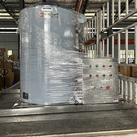 5噸風冷片冰機發(fā)往河南某大型食品廠使用